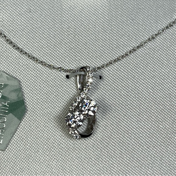 Intertwined My Friend / My Love sterling silver pendant with Swarowski Zirconia - Picture 2 of 9